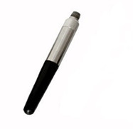 RHS-10壓電水聽(tīng)器顧名思義采用壓電原理，是一種能把水下聲信號(hào)轉(zhuǎn)換為電信號(hào)的換能裝置；陶瓷管在聲壓作用下形變，借助其壓電效應(yīng)，從而產(chǎn)生電信號(hào)輸出這樣的工作原理；頻率范圍較寬，可以用于200 kHz以下的聲空化等高頻測(cè)量，其帶前放型號(hào)為RHSA-10。